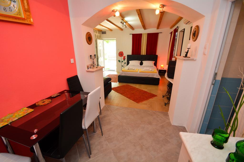 Apartments Krivokapic Perast Phòng bức ảnh